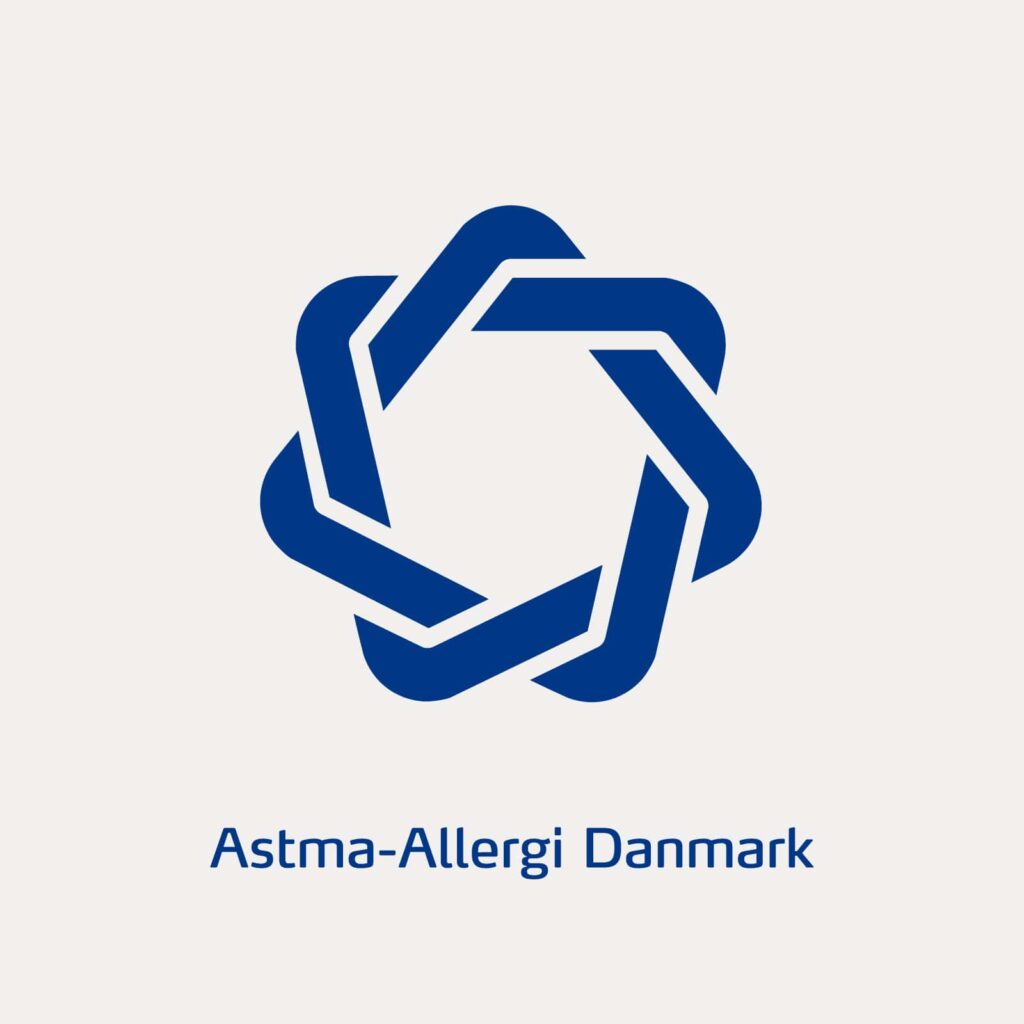 Symbol af Den Blå Krans fra Astma-allergi Danmark. Designet af Peter Ludvigsen.